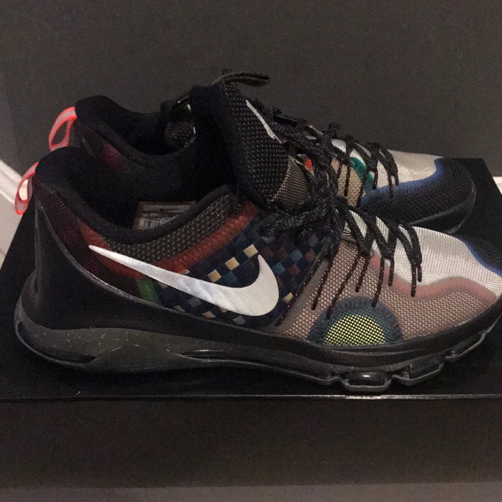 KD 8 WHAT THE SE MENS SIZE 9